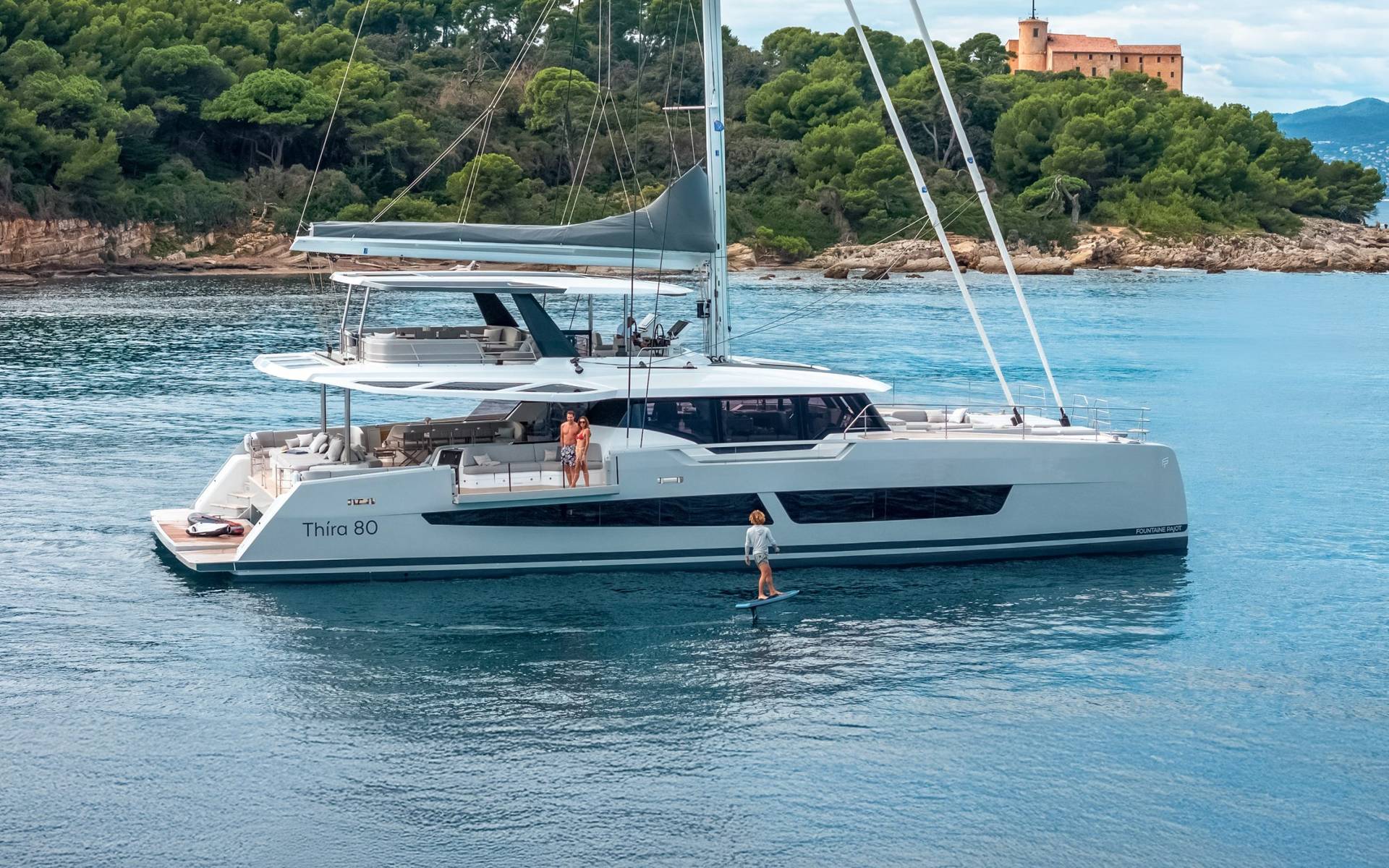 Leia mais sobre o artigo Yacht Thira 80